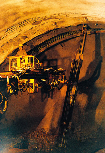 DSI Hollow Bar Anchors secure Eichelberg Tunnel DSI Hollow Bar Anchors secure Eichelberg Tunnel