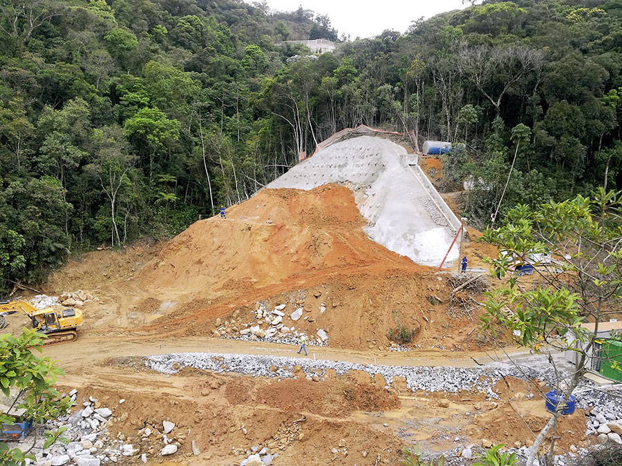 The Petropolis Tunnel: A Fast and Safe Connection with Rio de Janeiro The Petropolis Tunnel: A Fast and Safe Connection with Rio de Janeiro