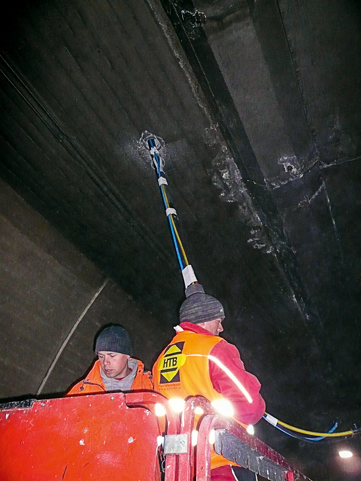 Innovative Rehabilitation of the Lermooser Tunnel using permanent DSI Anchors and DSI Inject Resins Innovative Rehabilitation of the Lermooser Tunnel using permanent DSI Anchors and DSI Inject Resins